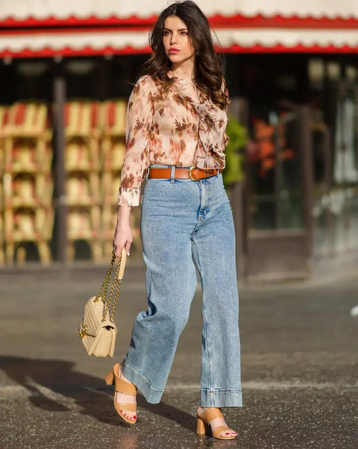 How To Wear Oversized Shirts With Mom Jeans – Kresent!